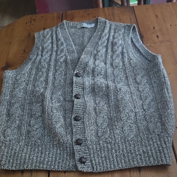 Vintage LL Bean Sz M? Made In Usa 100% Virgin Wool GreyCable Knit Gray Vest